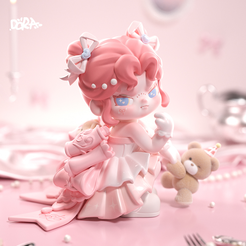 DORA Right on Time Figurine