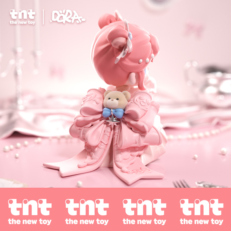 DORA Right on Time Figurine | Buy Blind Box & Figure - TNTSPACE